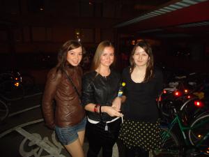 <img300*0:stuff/z/1/After%2520Partywine/dsc04291.jpg>