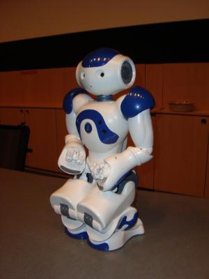 <img300*0:stuff/z/1/Aldebaran%2520Robotics%2520Presentation/DSC03789.JPG>