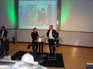 <img300*0:stuff/z/1/Alumni2009/DSC01946.JPG>