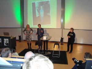 <img300*0:stuff/z/1/Alumni2009/DSC01950.JPG>