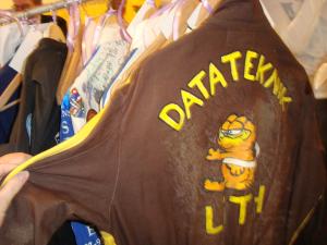 <img300*0:stuff/z/1/Alumni2009/DSC01953.JPG>