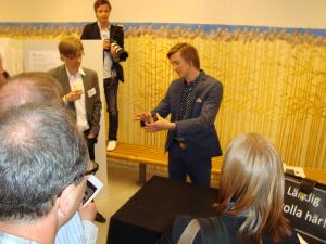 <img300*0:stuff/z/1/Alumni2009/DSC01958.JPG>