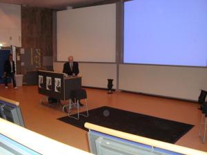 <img300*0:stuff/z/1/Alumni2009/DSC01968.JPG>