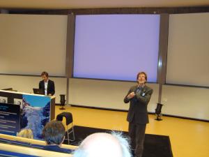 <img300*0:stuff/z/1/Alumni2009/DSC01970.JPG>