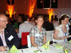 <img300*0:stuff/z/1/Alumni2009/DSC01999.JPG>