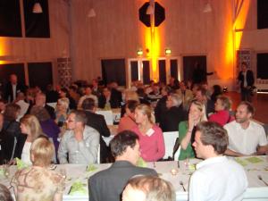 <img300*0:stuff/z/1/Alumni2009/DSC02006.JPG>