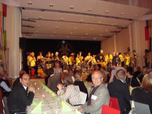<img300*0:stuff/z/1/Alumni2009/DSC02009.JPG>