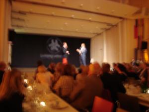 <img300*0:stuff/z/1/Alumni2009/DSC02029.JPG>