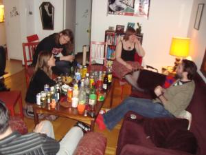 <img300*0:stuff/z/1/Anti%2520Easter%2520Party%25202010/DSC09498.JPG>