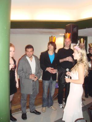 <img300*0:stuff/z/1/BasArTack/DSC06456.JPG>
