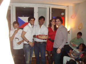 <img300*0:stuff/z/1/Birthdayparties%25202010-04-24/DSC09941.JPG>