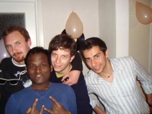 <img300*0:stuff/z/1/Birthdayparties%25202010-04-24/DSC09948.JPG>