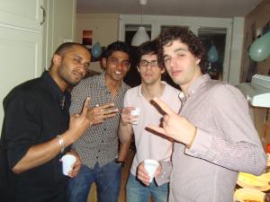 <img300*0:stuff/z/1/Birthdayparties%25202010-04-24/DSC09956.JPG>