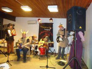 <img300*0:stuff/z/1/Blot2012/DSC07320.JPG>