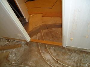 <img300*0:stuff/z/1/Broken%2520entry%2520hall%25202/dsc04801.jpg>