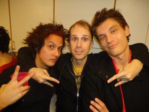 <img300*0:stuff/z/1/CrazyHairParty/dsc05905.jpg>