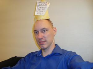 <img300*0:stuff/z/1/CrazyHatParty/DSC09253.JPG>