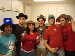 <img300*0:stuff/z/1/CrazyHatParty/DSC09257.JPG>