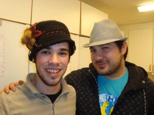 <img300*0:stuff/z/1/CrazyHatParty/DSC09262.JPG>
