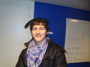 <img300*0:stuff/z/1/CrazyHatParty/DSC09277.JPG>