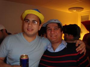 <img300*0:stuff/z/1/CrazyHatParty/DSC09281.JPG>
