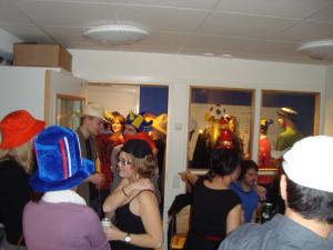 <img300*0:stuff/z/1/CrazyHatParty/DSC09287.JPG>