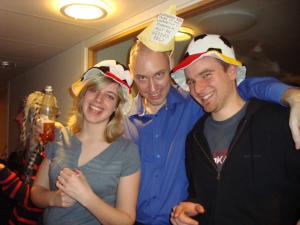 <img300*0:stuff/z/1/CrazyHatParty/DSC09289.JPG>
