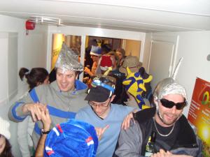 <img300*0:stuff/z/1/CrazyHatParty/DSC09293.JPG>