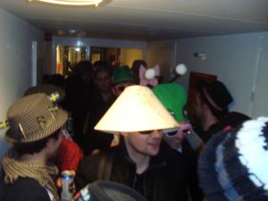 <img300*0:stuff/z/1/CrazyHatParty/DSC09295.JPG>