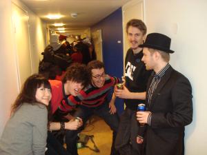 <img300*0:stuff/z/1/CrazyHatParty/DSC09340.JPG>