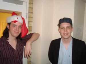 <img300*0:stuff/z/1/CrazyHatParty/DSC09356.JPG>