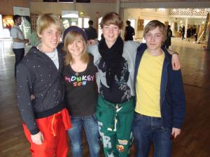 <img300*0:stuff/z/1/DomD2009/DSC01533.JPG>