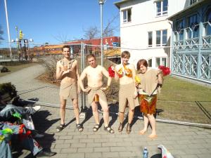 <img300*0:stuff/z/1/DomD2011/dsc04371.jpg>