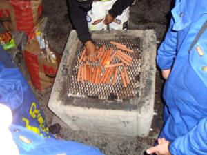 <img300*0:stuff/z/1/ESN_Overalls/DSC06341.JPG>