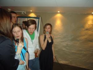 <img300*0:stuff/z/1/ElftownCrashParty/DSC06286.JPG>
