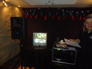 <img300*0:stuff/z/1/ElftownCrashParty/DSC06291.JPG>