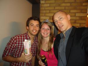 <img300*0:stuff/z/1/ElftownCrashParty/DSC06295.JPG>