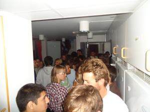 <img300*0:stuff/z/1/FisrtCorridorPartyinRyd/dsc05146.jpg>