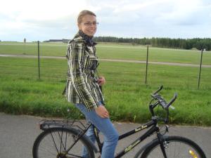 <img300*0:stuff/z/1/Gamla%2520Linkoping%2520and%2520the%2520search%2520for%2520Karna%2520mosse/DSC06062.JPG>