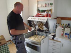 <img300*0:stuff/z/1/Getting%2520my%2520stove%2520fixed/DSC04902.JPG>