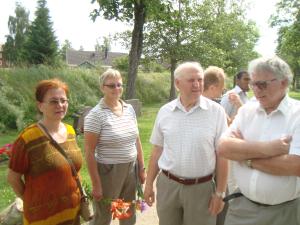 <img300*0:stuff/z/1/Gravsattning%2520Helge/DSC01554.JPG>