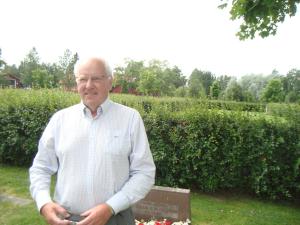 <img300*0:stuff/z/1/Gravsattning%2520Helge/DSC01559.JPG>