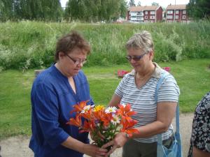 <img300*0:stuff/z/1/Gravsattning%2520Helge/DSC01562.JPG>