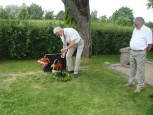 <img300*0:stuff/z/1/Gravsattning%2520Helge/DSC01568.JPG>