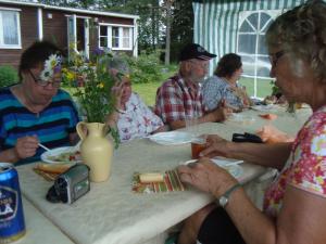 <img300*0:stuff/z/1/Gravsattning%2520Helge/DSC01579.JPG>