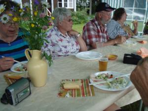 <img300*0:stuff/z/1/Gravsattning%2520Helge/DSC01580.JPG>