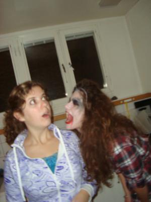 <img300*0:stuff/z/1/Halloween2009/DSC07000.JPG>