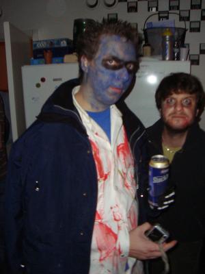 <img300*0:stuff/z/1/Halloween2009/DSC07061.JPG>