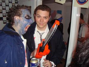 <img300*0:stuff/z/1/Halloween2009/DSC07062.JPG>