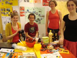 <img300*0:stuff/z/1/Iday2010/DSC00644.JPG>